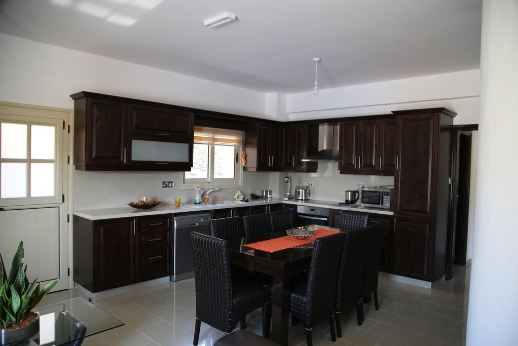 Villa Melyia Kato Pyrgos Chambre photo