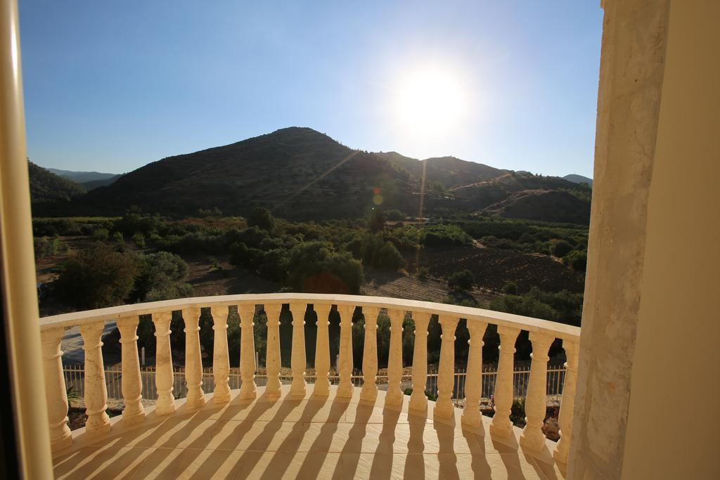 Villa Melyia Kato Pyrgos Chambre photo